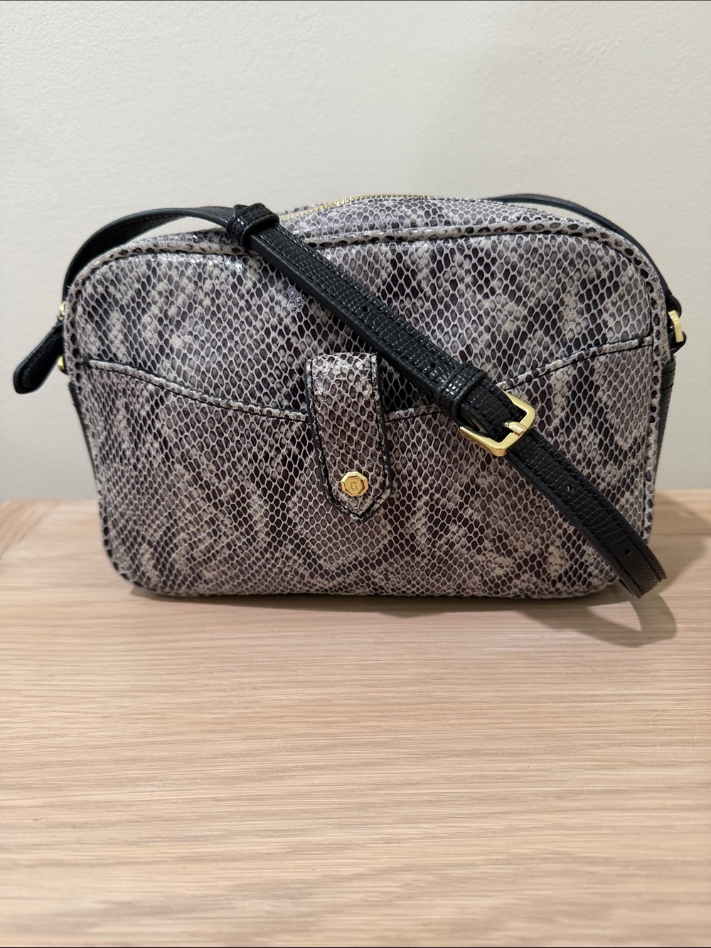 G.I.L.L. Leather Snakeskin Crossbody Bag with Adjustable Black Strap